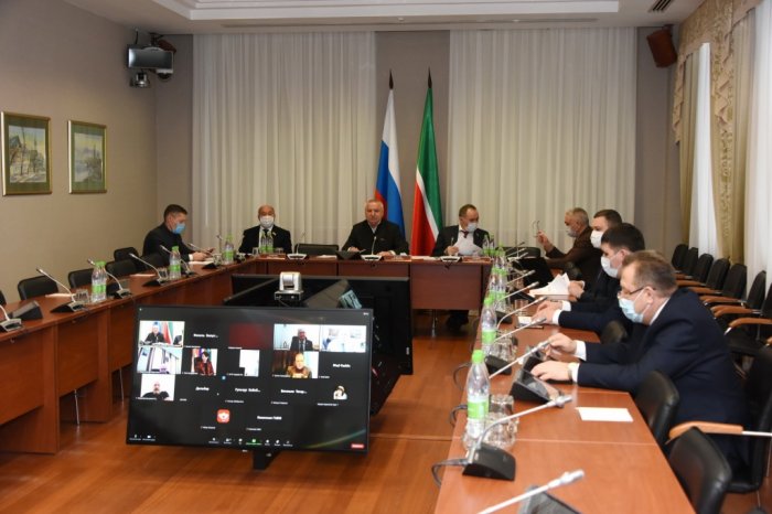 Объем валовой продукции аграриев в Татарстане снизился в 2021 году почти на 20% из-за жары и засухи Объем валовой продукции аграриев в Татарстане снизился в 2021 году почти на 20% из-за жары и засухи