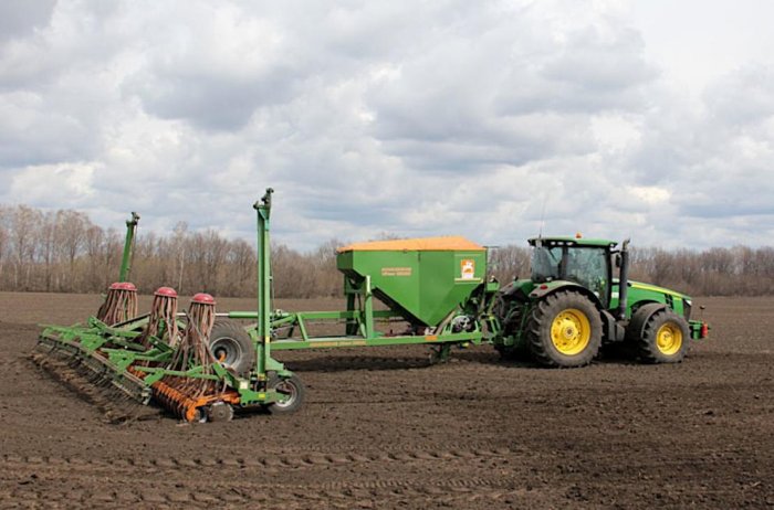 Аграрии Орловской области готовятся к весеннему севу Аграрии Орловской области готовятся к весеннему севу