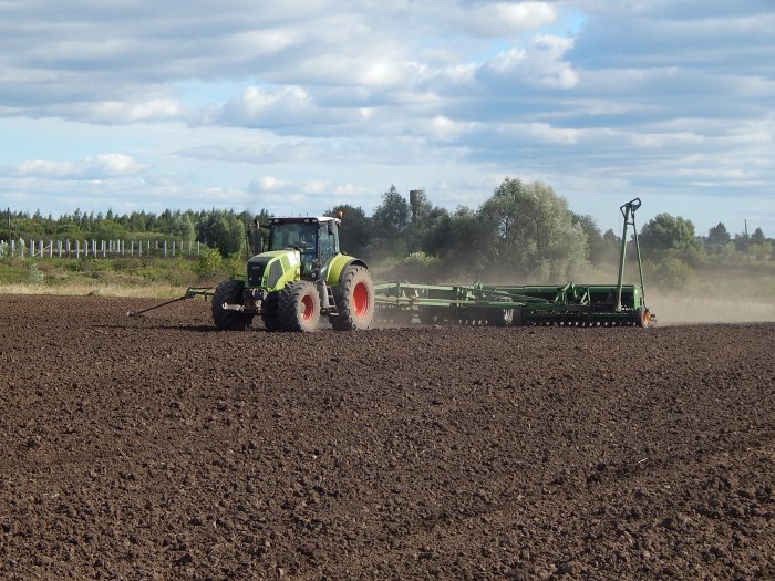 В двенадцати районах Рязанской области начался сев озимых культур В двенадцати районах Рязанской области начался сев озимых культур